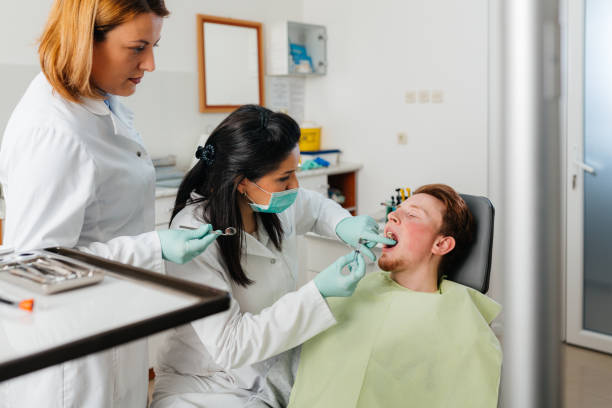Best Emergency Treatment for Toothache in Stratford Downtown, CT